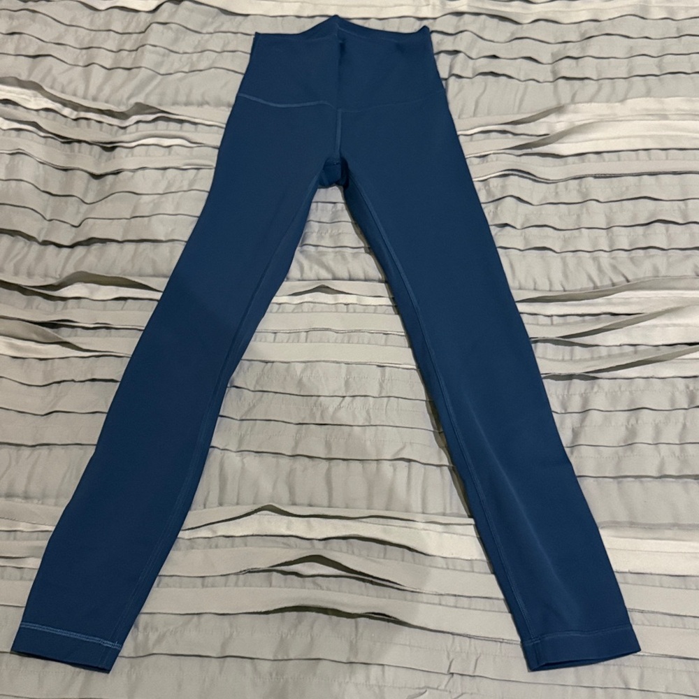 Lululemon Wunder Train Size 4 Blue Twill 25”